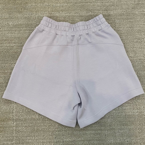 Spanx AirEssentials 6” short women’s XS - Picture 3 of 6